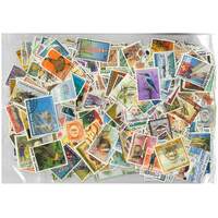Papua New Guinea - 800 Different Stamps