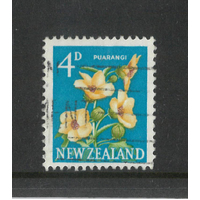 New Zealand 1965 4d Puarange "Chalk Paper" Stamp SG786d Used 8-57