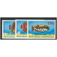 Indonesia 1972 Fish Set of 3 Stamps Scott 834/36 Mint Unhinged 11-6